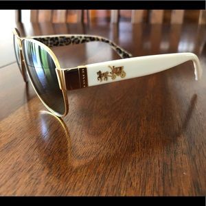Coach Aviator sunglasses